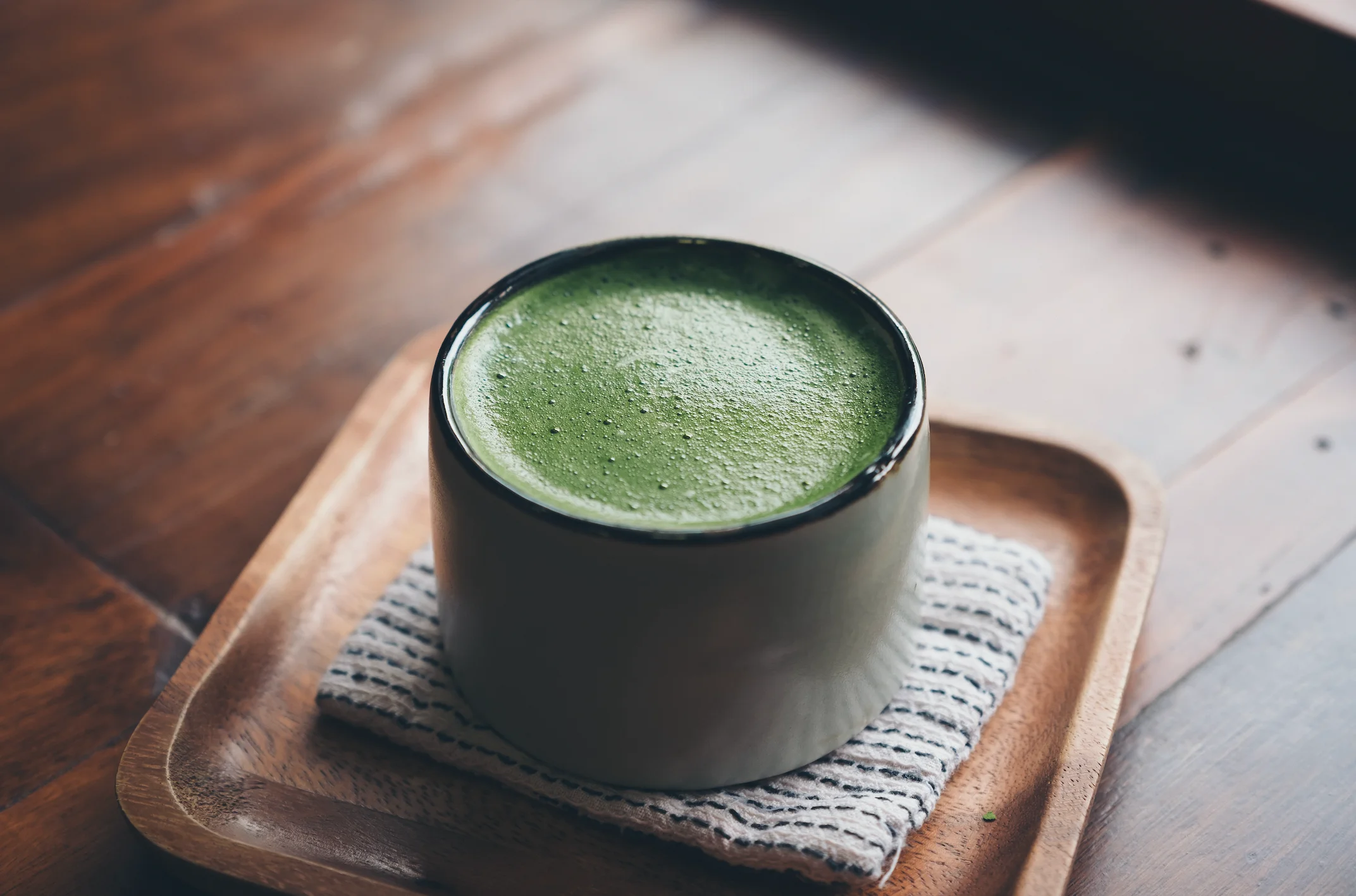 Matcha: la guía para entender el té verde que conquistó las cafeterías